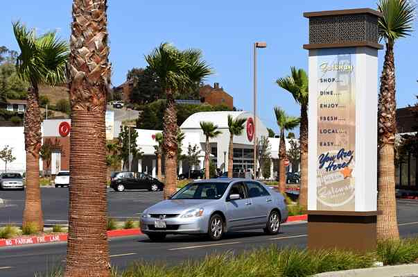 Marin Gateway Center new signage-Robert Tong/Marin Independent Journal